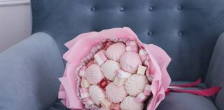 Букет из маршмэллоу и зефира — оригинальный и вкусный подарок