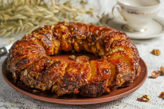 Оригинальный пирог с творогом и орехами Оригинальный пирог с творогом и орехами