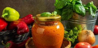 Ароматная икра из сладкого перца на зиму