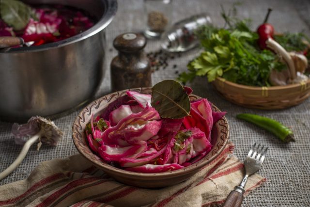 Пряная маринованная капуста по-гурийски без масла