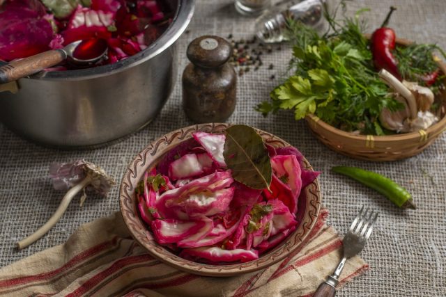 Пряная маринованная капуста по-гурийски без масла Пряная маринованная капуста по-гурийски без масла