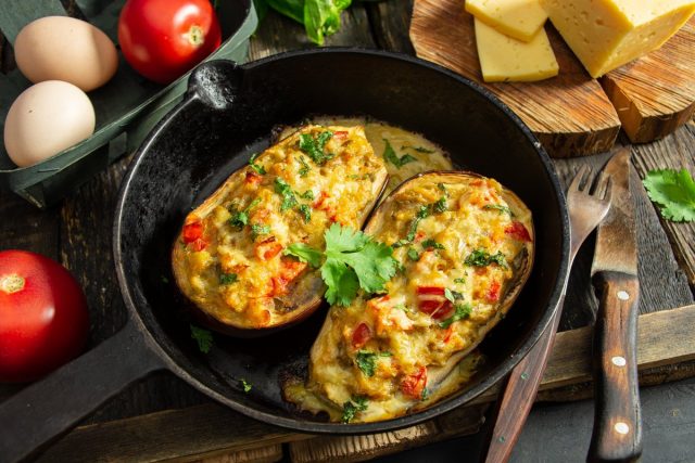 Фаршированные баклажаны по-каталонски Фаршированные баклажаны по-каталонски