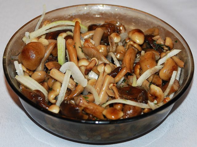 Маринованные опята Маринованные опята