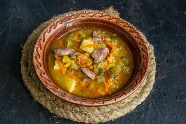 Домашний рассольник с куриными сердечками и чечевицей готов Домашний рассольник с куриными сердечками и чечевицей готов