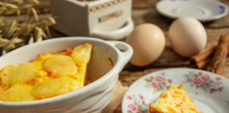 Сладкая морковная запеканка с творогом и моцареллой