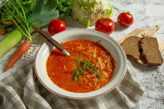 Густые щи с капустой и перловкой Густые щи с капустой и перловкой
