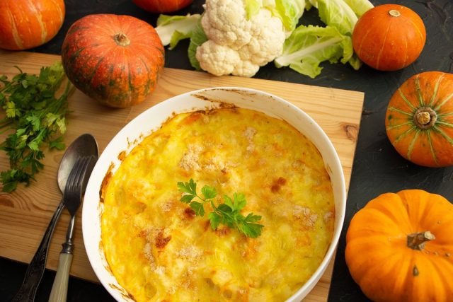 Нежная запеканка с цветной капустой и тыквой Нежная запеканка с цветной капустой и тыквой