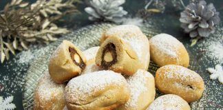 Нежное печенье с финиками и миндалём