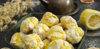 Рассыпчатое лимонное печенье с трещинками
