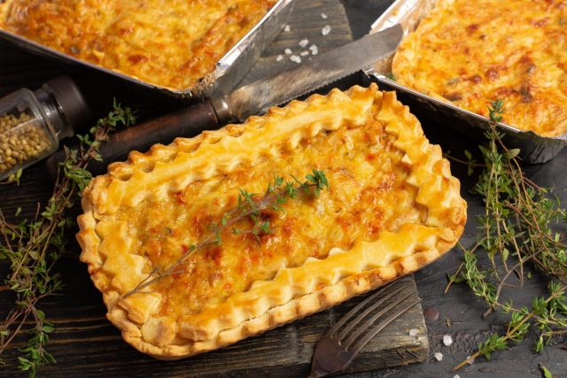 Порционный киш с курицей и тимьяном Порционный киш с курицей и тимьяном