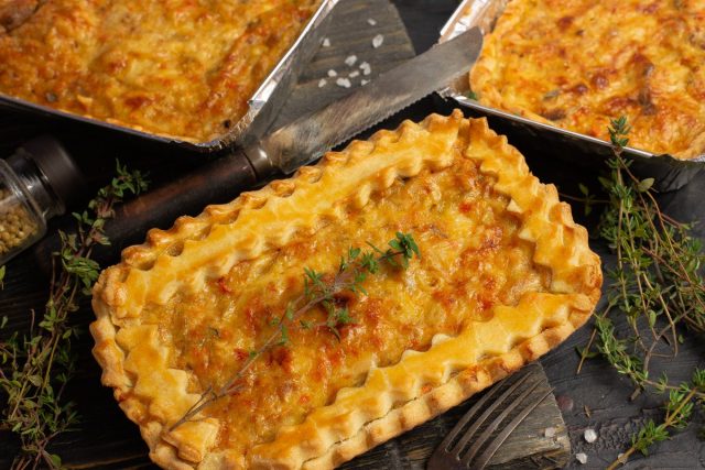 Порционный киш с курицей и тимьяном Порционный киш с курицей и тимьяном