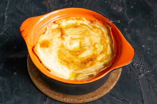 Сочная куриная запеканка с сыром и сливками готова Сочная куриная запеканка с сыром и сливками готова