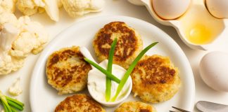Овощные котлеты из цветной капусты с сухарями