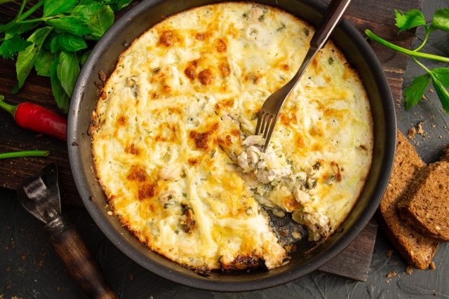 Запеканка из кабачков с куриной грудкой Запеканка из кабачков с куриной грудкой