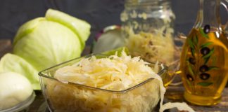 Квашеная капуста без моркови — просто и вкусно