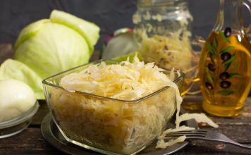 Квашеная капуста без моркови — просто и вкусно