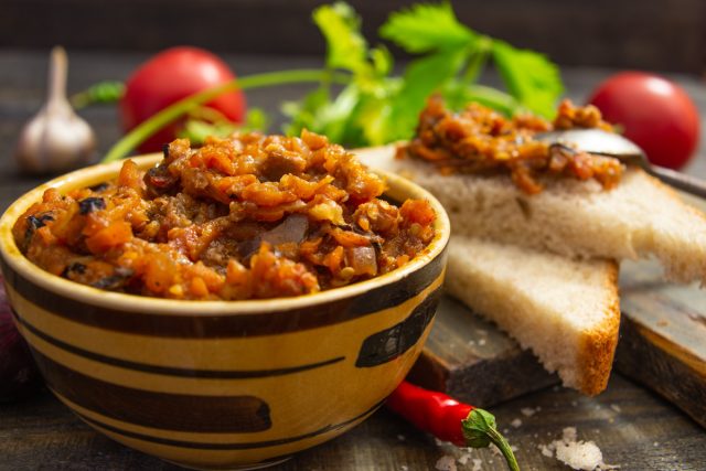 Паштет из баклажанов с грецкими орехами Паштет из баклажанов с грецкими орехами
