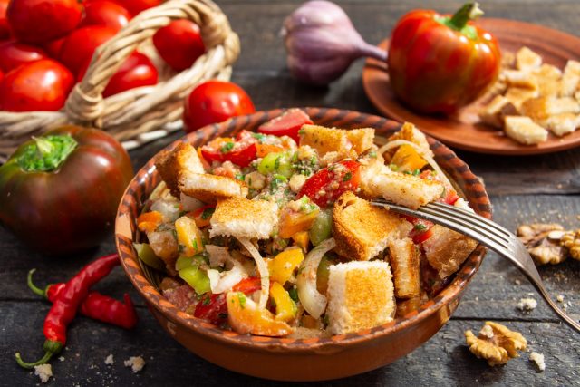 Тосканский овощной салат — легкий и вкусный