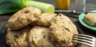 Сочные тефтели из курицы с грибами