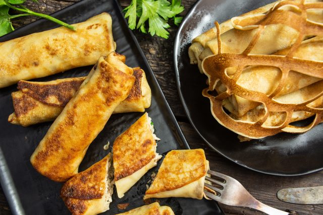 Сытные блины с курицей и сыром Сытные блины с курицей и сыром