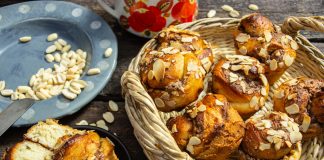 Ароматные булочки с арахисом и корицей - Рецепты Ароматные булочки с арахисом и корицей