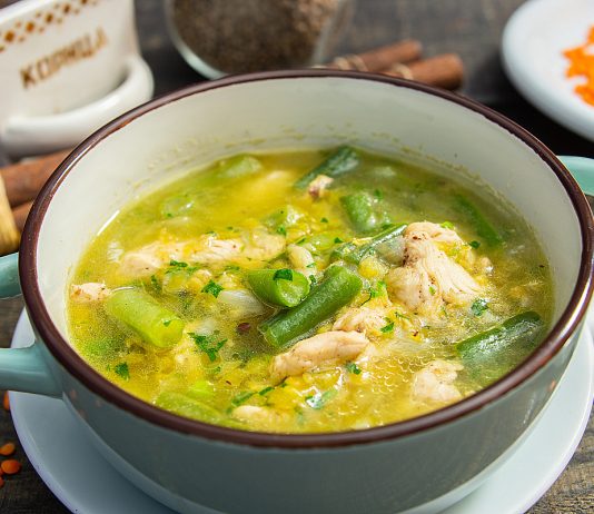 Чечевичный суп в тайском стиле