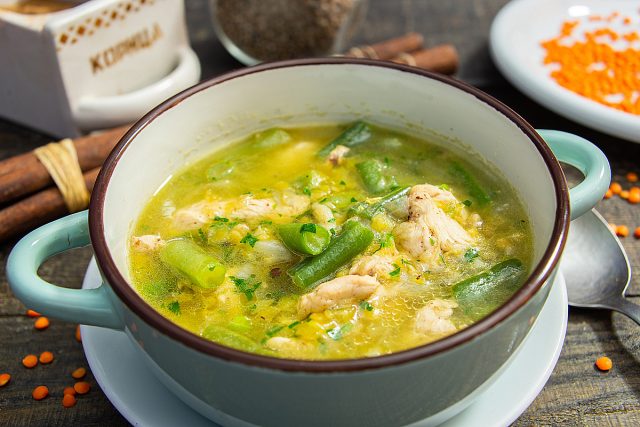 Чечевичный суп в тайском стиле
