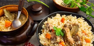 Плов в горшочках в духовке