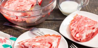 Клубничное желе со сметаной - Десерты и сладости Клубничное желе со сметаной (с агар-агаром)