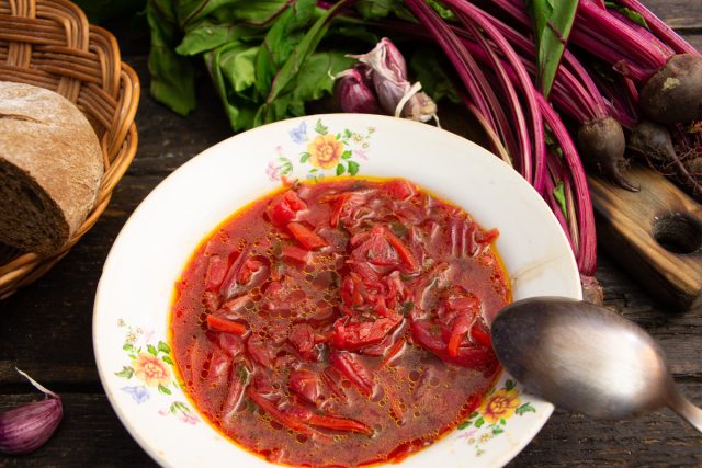 Борщ с капустой, свеклой и горчицей Борщ с капустой, свеклой и горчицей