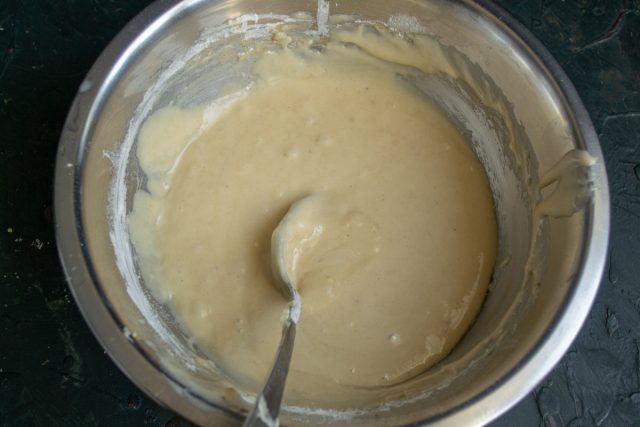 Оставляем на 10-15 минут при комнатной температуре. Оставляем на 10-15 минут при комнатной температуре.