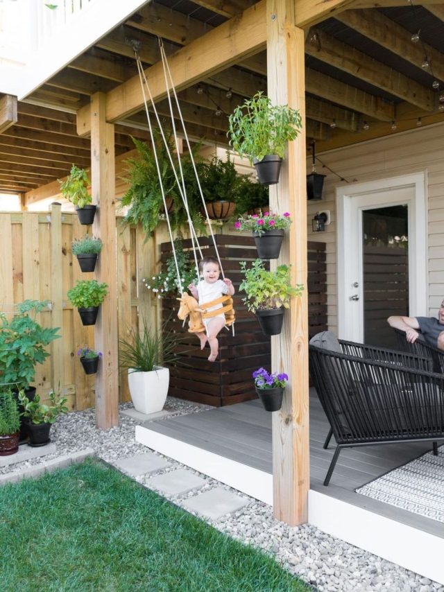 Качели для маленьких детей