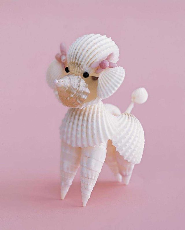 Пудель из ракушек