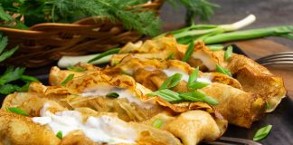 Блинчики с сыром и йогуртом