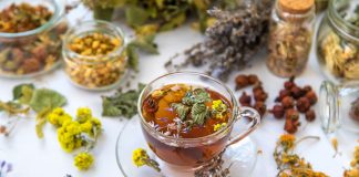 Чайный садик для души и здоровья: выбираем растения для ароматного чая