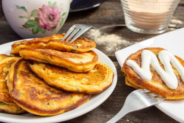 Кабачковые оладьи с чечевичной мукой Кабачковые оладьи с чечевичной мукой