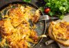 Мясо по-французски со сметаной и сыром