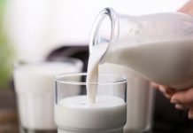 Какое молоко полезнее: коровье или козье. Раскрываем все особенности и секреты