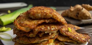 Картофельные драники с топинамбуром и луком-пореем