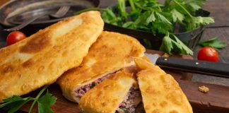 Пирожки с мясом жареные на сковороде