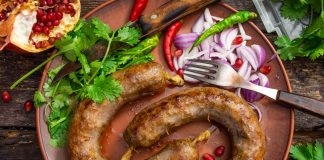Купаты из говядины с гранатом