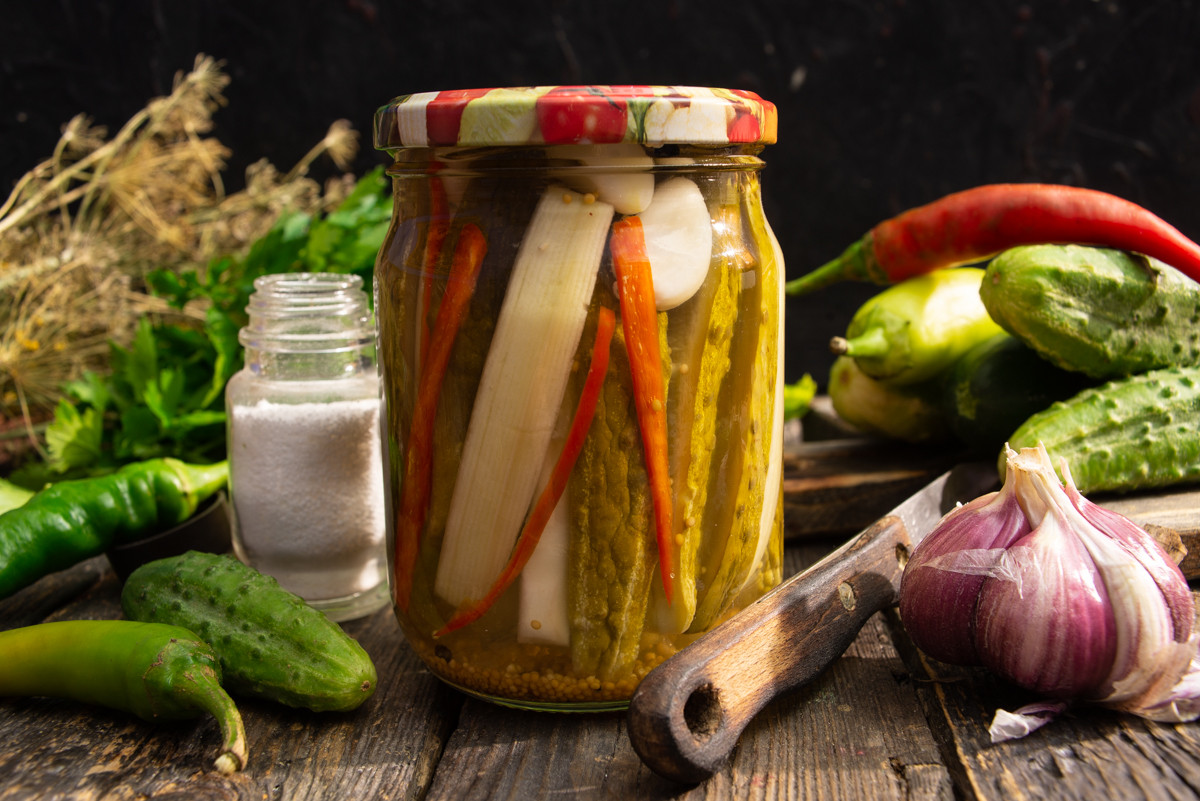Огурцы и кабачки маринованные с лимонной кислотой