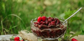 Что скрывают ягоды кизила? Полезные свойства и применение в кулинарии.