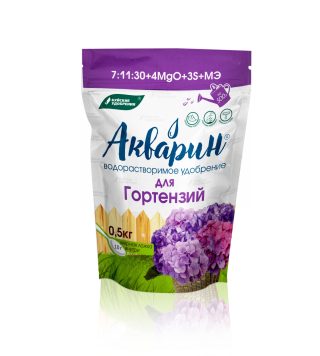 «Акварин» растворяется в воде (10-20 г на 10 л) и вносится под корень обычной поливочной нормой.