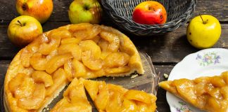 Перевернутый пирог с яблоками и шоколадным ликером