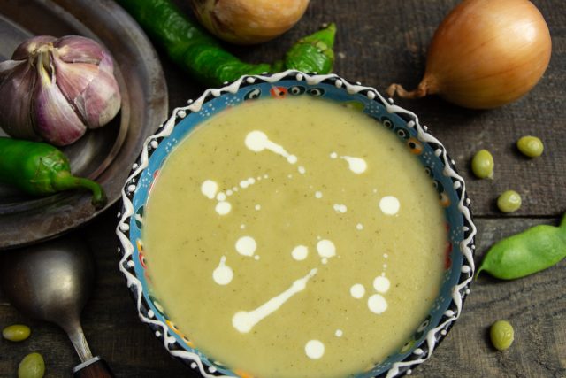 Сливочный овощной суп на курином бульоне