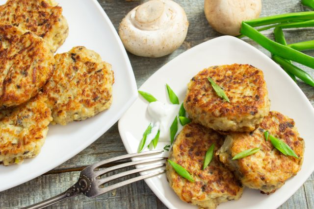 Грибные оладьи с картофелем