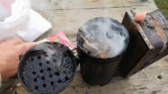 Мервой называют гущу, оставшуюся после перетопки воска.
