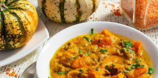 Рагу из тыквы с фаршем и чечевицей