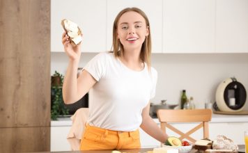 Кто сказал, что это вредно? 12 продуктов, которых мы зря боялись Кто сказал, что это вредно? 12 продуктов, которых мы зря боялись